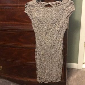Beat short lace dress (Windsor)